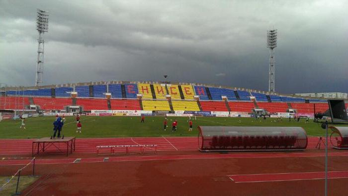 центральный стадион красноярск фото