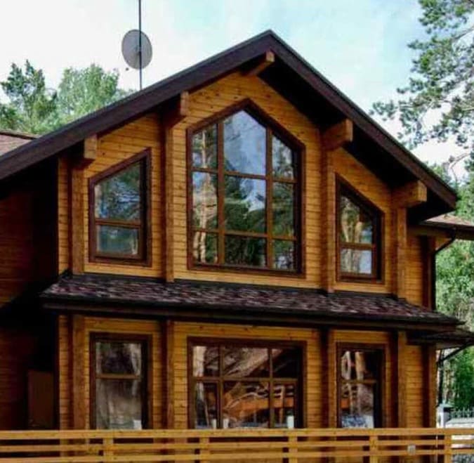 Остекление двухэтажного деревянного домика