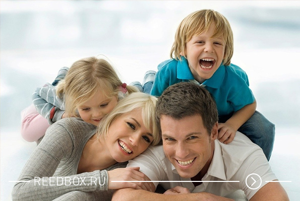 Счастливая семья при помощи услуг семейного психолога